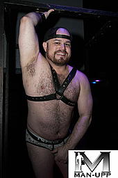 Leather%20Daddy%20-%20DSC_5104.jpg