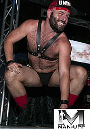 Leather%20Daddy%20-%20DSC_5131.jpg